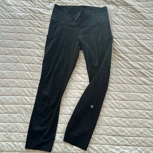 Lululemon yoga pants